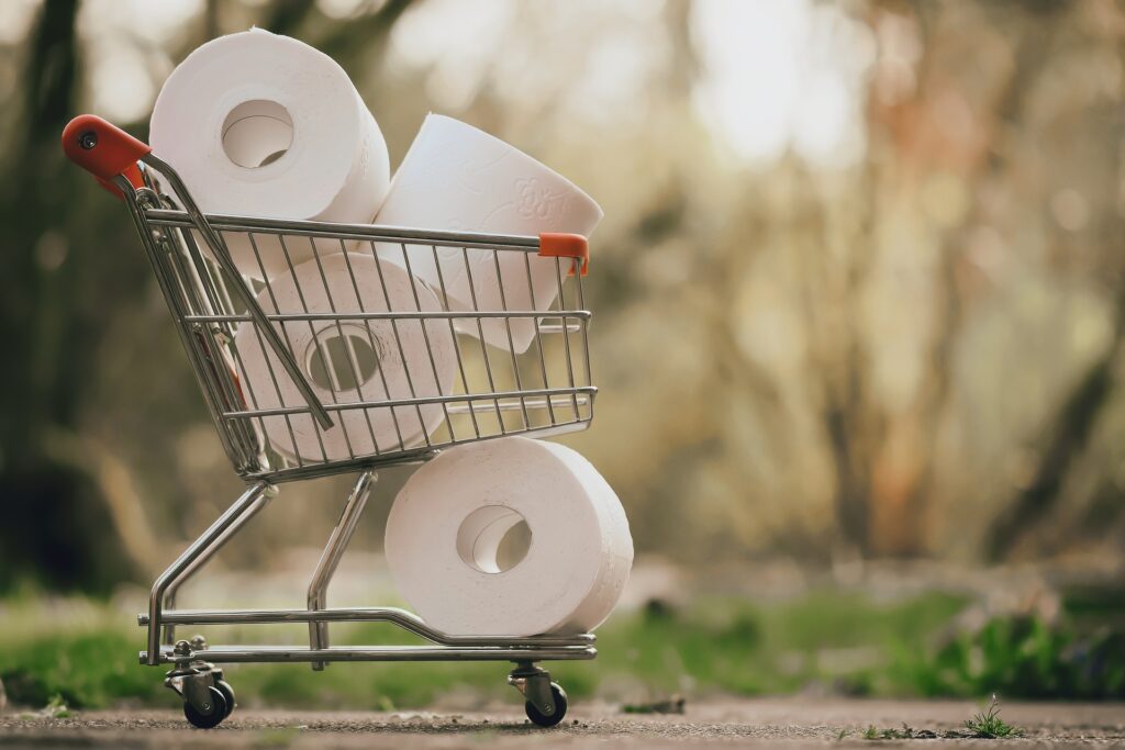 Vender um produto mais caro, carrinho de compras com rolos brancos