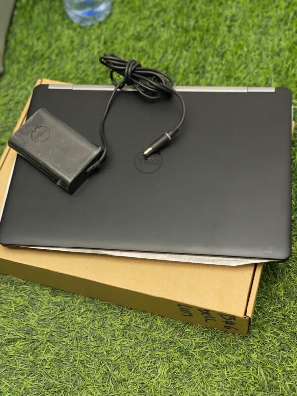 ð» DELL LATITUDE ð  Especificações Técnicas: • Modelo: DELL LATITUDE • Processador: Intel Core I5(6ª th) • Armazenamento: 254 SSD • Memória RAM: 8 GB • Impressão Digital: Sensor biométrico integrado • Teclado: Luminoso (retroiluminado) • Ecrã: 14.0 polegadas • Estado: Seminovo Na caixa • Sistema Operativo: Windows 11 instalado ð° Preço: 260.000 Kz ð¦ Disponibilidade: 15 unidades disponíveis! ⚡ Poderoso | ðª Super potente | ð Flexível | ð Rápido e veloz ✅ Melhores ofertas de garantia