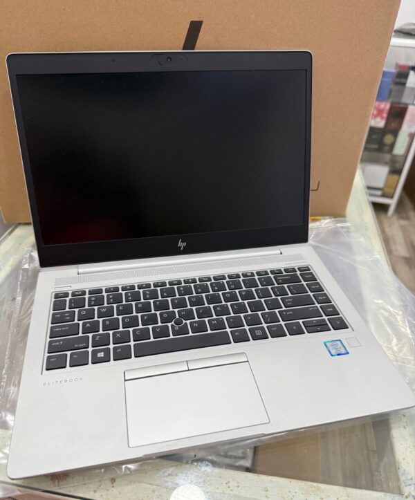 HP ELITEBOK 840 G5